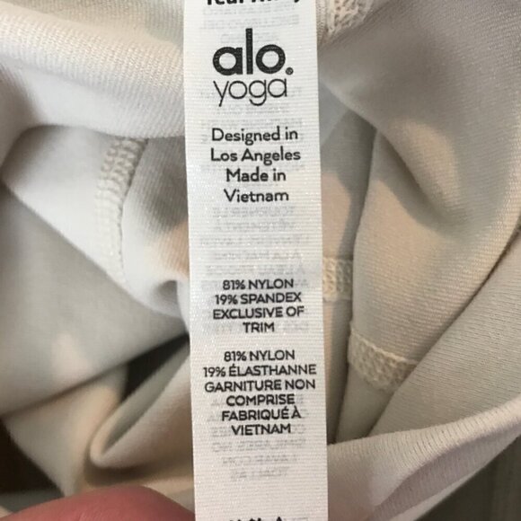 alo High Waisted  Cream Coloured Yoga Pants (RN#87370) Size S - Picture 8 of 8